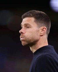 星空体育赛事-阿隆索服输：对手逼抢太厉害了，我们无法应对