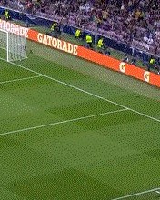 星空体育中国-【欧冠】莱万戴帽 凯西处子球 登贝莱2传 巴萨5比1