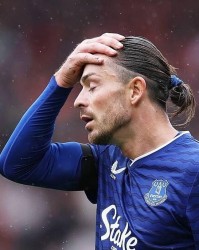 星空体育赛事-伤缺3月！格拉利什受伤给曼城敲响警钟 再不轮换哈兰德就是下一个